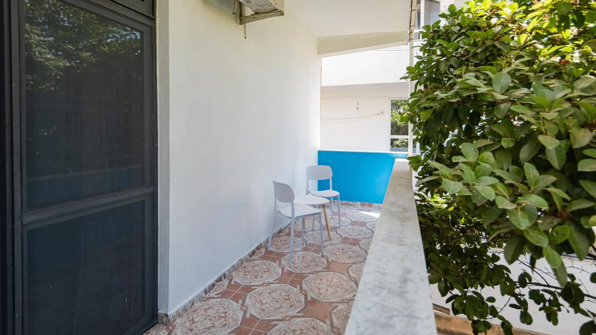 Vila Al3 Durrës 아파트
