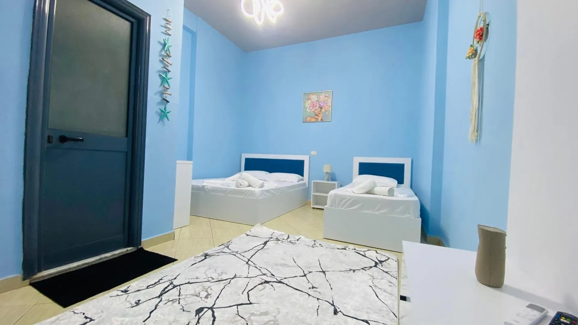 아파트 Vila Al3 Durrës 알바니아